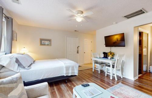 Sea Trail Hotel | Clubhouse Villa Mini-Suite