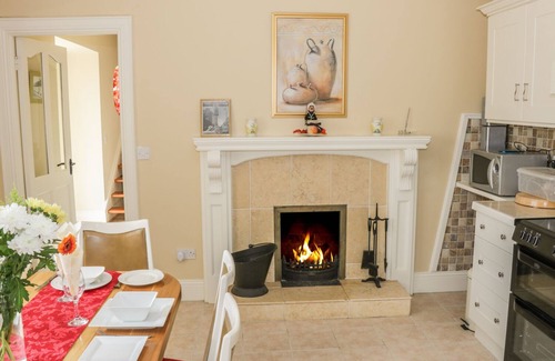 Cloone Cottage | CNOC SUAN, pet friendly, with open fire in Aughavas, County Leitrim