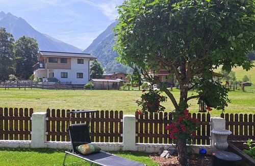 Fusch an der Grossglocknerstrasse Apartment | Cosy apartment for 2 guests with WIFI, panoramic view and parking