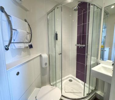 Castleton Hotel | Coach & Horses Hotel