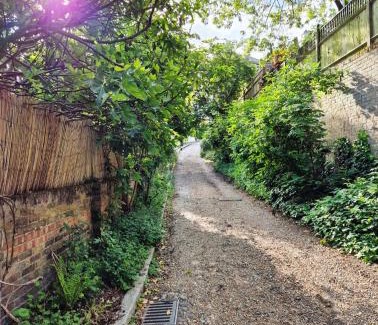 Greenwich West House | Coach House Greenwich