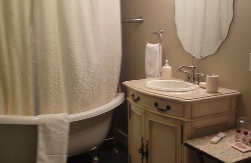 Salsbury Cove Bed & Breakfast | Coach Stop Inn