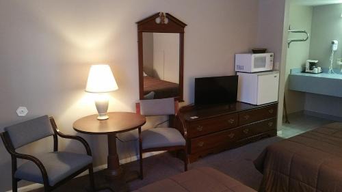 Wellsboro Hotel | Coach Stop Motel