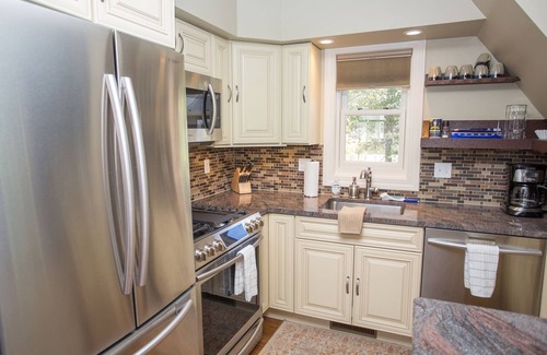 Crested Butte House | Coal Creek - Stunning 1 bedroom home less than a block from Elk Ave in Crested Butte