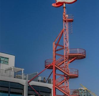 Lower Lonsdale Hotel | Coast Lonsdale Quay Hotel