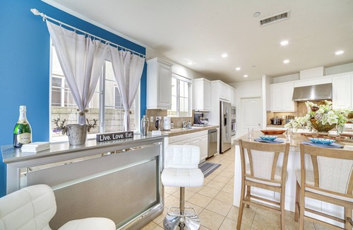 Channel Islands House | Coastal, Canal-Front Oxnard Home ~ 1 Mi to Beach!