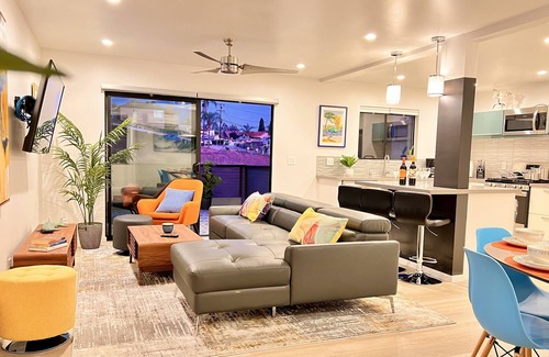 Mission Hills Apartment | Coastal Charm and Urban Adventure ~Recently Remodeled ~Perfect San Diego Getaway
