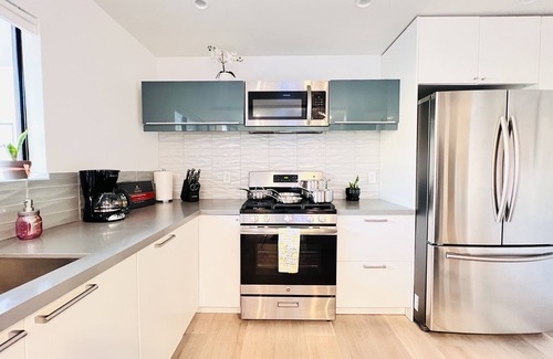 Mission Hills Apartment | Coastal Charm and Urban Adventure ~Recently Remodeled ~Perfect San Diego Getaway