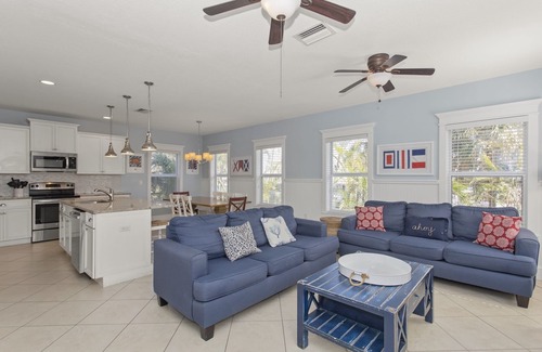 Bradenton Beach House | ༄ Coastal Cove on Anna Maria Island ༄