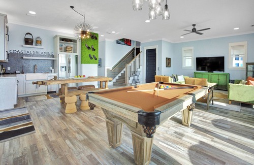 Crescent Beach House | "Coastal Dreaming" Beachfront w/Private Pool - Perfect Family Getaway!