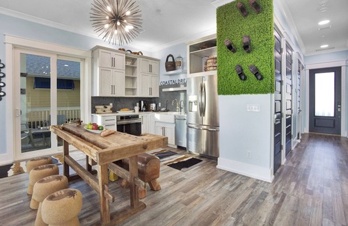 Crescent Beach House | "Coastal Dreaming" Beachfront w/Private Pool - Perfect Family Getaway!