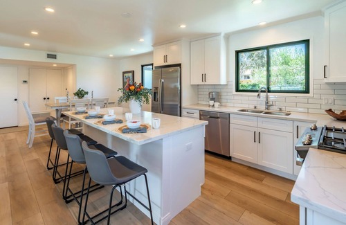 East Mesa House | Coastal Escape - Luxury Beach Living on the Mesa