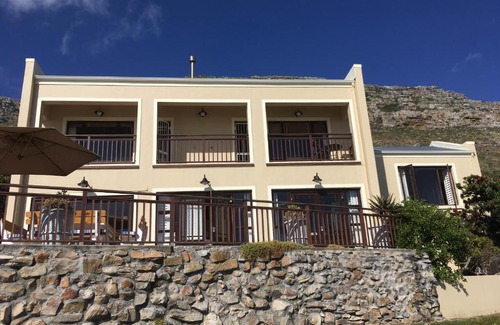 Cape Peninsula House | Coastal Haven