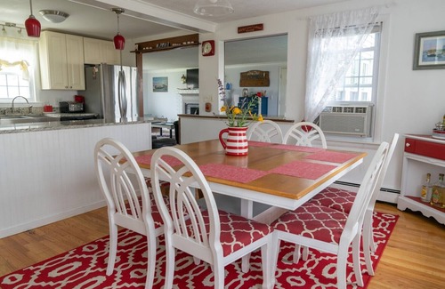 Biddeford House | Coastal home on Hills Beach Saco River UNE nearby Old Orchard Kennebunkport