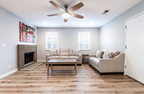 Oceanside House | Coastal Home Perfect for Large Families and Groups of Friends