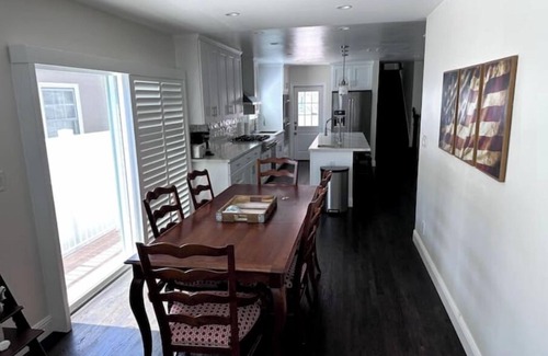 Naples House | Coastal Island Cottage, walk to the beach and walking paths along the waterfront