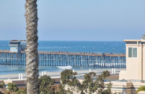 Townsite House | Coastal Luxury with Panoramic Ocean View