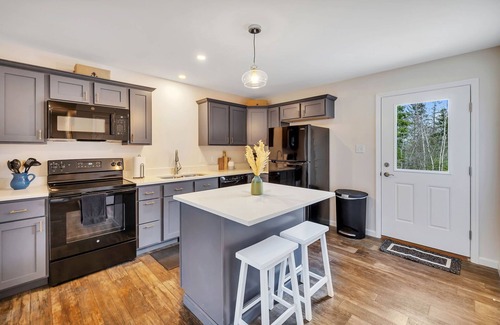 Ellsworth Apartment | Coastal Maine Escape