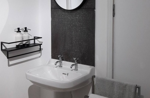 Llanelli Apartment | Coastal Millennium Apartment
