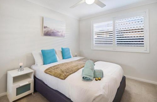 Buddina Apartment | Coastal retreat, private, wine, netflix