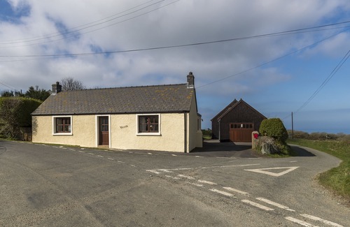 Druidston House | Coastal views over St Brides bay