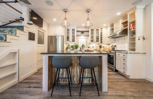 Cascade-Chipita Park House | Cobalt Peak! Scenic Retreat w/Sauna & Firepit