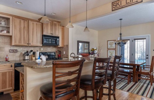 Driggs Villa | Cobble Creek Lane: Spacious, Gourmet Kitchen, Great for Families