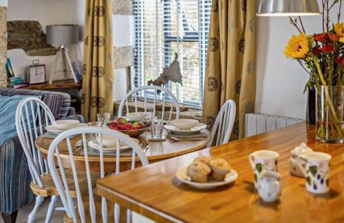 Bodmin House | Cobble