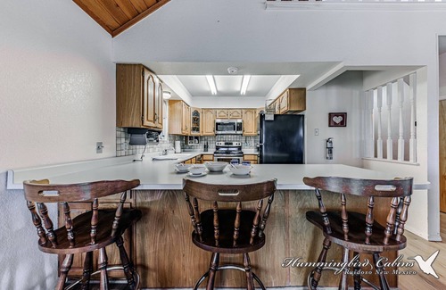 Ruidoso House | Cobblestone Cottage: adventure, serenity, and comfort all in one!