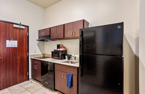 Little Chute Hotel | Cobblestone Hotel & Suites-Little Chute