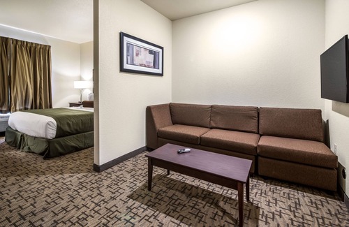 Victor Hotel | Cobblestone Hotel & Suites - Victor