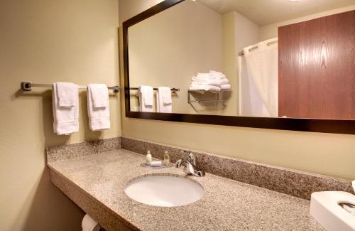 Avoca Hotel | Cobblestone Inn & Suites - Avoca