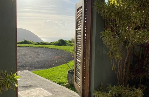 Cafeiere Villa | Coco Cannelle Cottage "WEST" 2 people (Above Grande Anse beach)