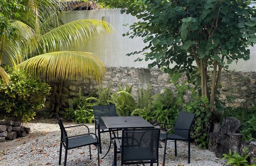 San Miguel Apartment | COCO. Independent Apartment with Garden.