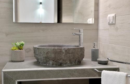 Poros Apartment | Coco Luxury Apartments