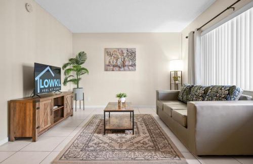 Lighthouse Point Apartment | Coco Palms Apartments By Lowkl