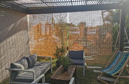 Bois d'Olives Apartment | Coco Paradis