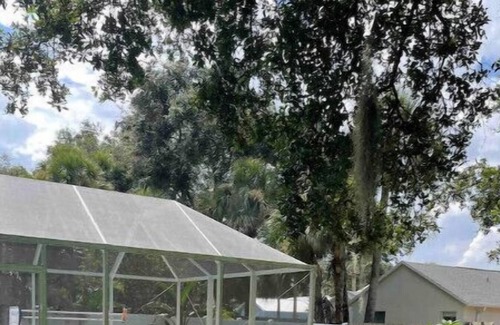 Sharpes House | Cocoa Pool Home