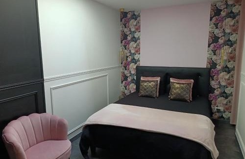Rosieres-pres-Troyes House | Cocon romantique avec jacuzzi extérieur
