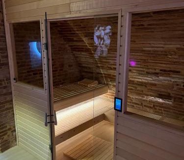 Saint-Cyprien Apartment | Cocon Romantique avec Sauna Voûte Toulousaine