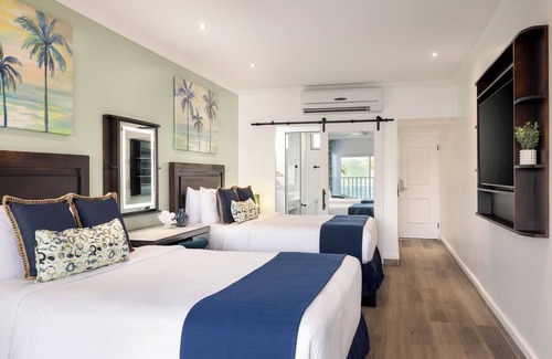 Eau Piquant Resort | Coconut Bay Beach Resort & Spa All Inclusive