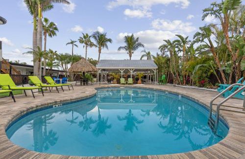 Bay Esplanade House | Coconut Grove Resort Oasis