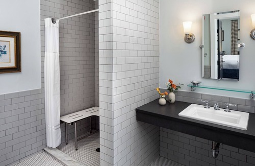 Hamilton Hotel | Colgate Inn