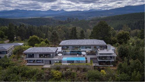 Knysna House | Collection Luxury Accomodation Simola House