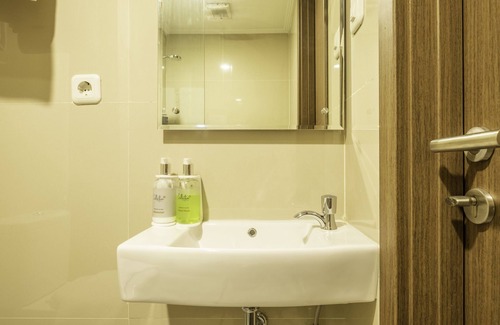 Astana Anyar Hotel | Collection O Hotel Pasar Baru Heritage