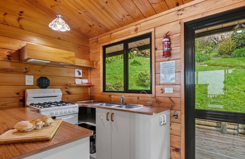 Collingwood House | Collingwood Beach House - Golden Bay Holiday Home