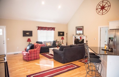 Moultonborough House | Colonial Acres very close to the lake