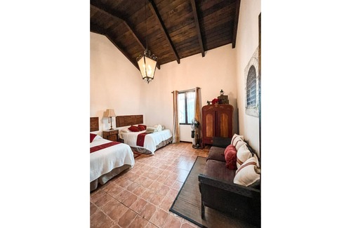 Jocotenango House | Colonial style house in Antigua Guatemala