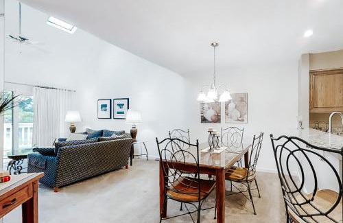 Shipyard Plantation Apartment | Colonnade Club 152