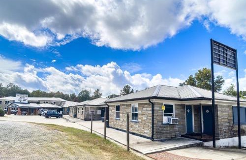 Columbus Hotel | Colony Inn By OYO Columbus US-280